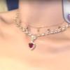 Collar de doble capa "Romance Ardiente" con un toque de amor rojo francés 2025, estilo explosivo, cadena de clavícula ligera y lujosa de alta gama.
