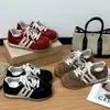Zapatillas de entrenamiento alemanas Lancui para mujer 2026 nuevas zapatillas casuales de suela gruesa vintage de color bloque versátiles zapatillas deportivas Cortez