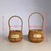 Cesta de flores portátil tejida de imitación de ratán de fábrica, cesta de flores florales, cesta de regalo navideña, cesta de huevos, cesta de frutas, venta al por mayor