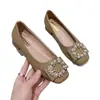Sapatos Planos Pretos de Bico Quadrado e Boca Rasa Camada Única Femininos Estilo Coreano Modernos Versáteis Sapatos Feijão Novo Estilo 2025 Sapatos Femininos Primavera
