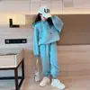 Traje de Primavera y Otoño para Niñas 2024 Primavera Nuevo Estilo Coreano Estilo Occidental Niños Medianos y Grandes Ocio Deportes Sudadera Dos Piezas Moderno