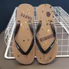 2026 Verano Antideslizantes Nuevo Estilo Chanclas para Hombre Exteriores Simples Casuales Zapatillas para Hombre Exteriores Playa Orilla Sandalias de Tira