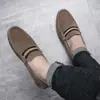 Mocasines Casuales para Primavera y Verano, Nuevos Zapatos Transpirables de Gamuza Slip-On para Conducir para Hombre, Zapatos Planos de Moda