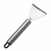 Raspador de pescado de acero inoxidable para el hogar con anzuelo, una pequeña herramienta de cocina para escamar y destripar pescado manualmente