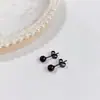 Aretes de Tuerca Geométricos de Estrella de Acero Titanio con Bolas de Acero Grandes y Pequeñas de Moda Simple al por Mayor de Fábrica de Venta Caliente Aretes Perforados Mujeres
