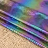 Tela Pongee No Elástica Estampada con Foil con Efecto Láser Arcoíris Gradiente Iridiscente para Ropa, Bolsos y Manualidades Tela Estampada con Foil de Poliéster