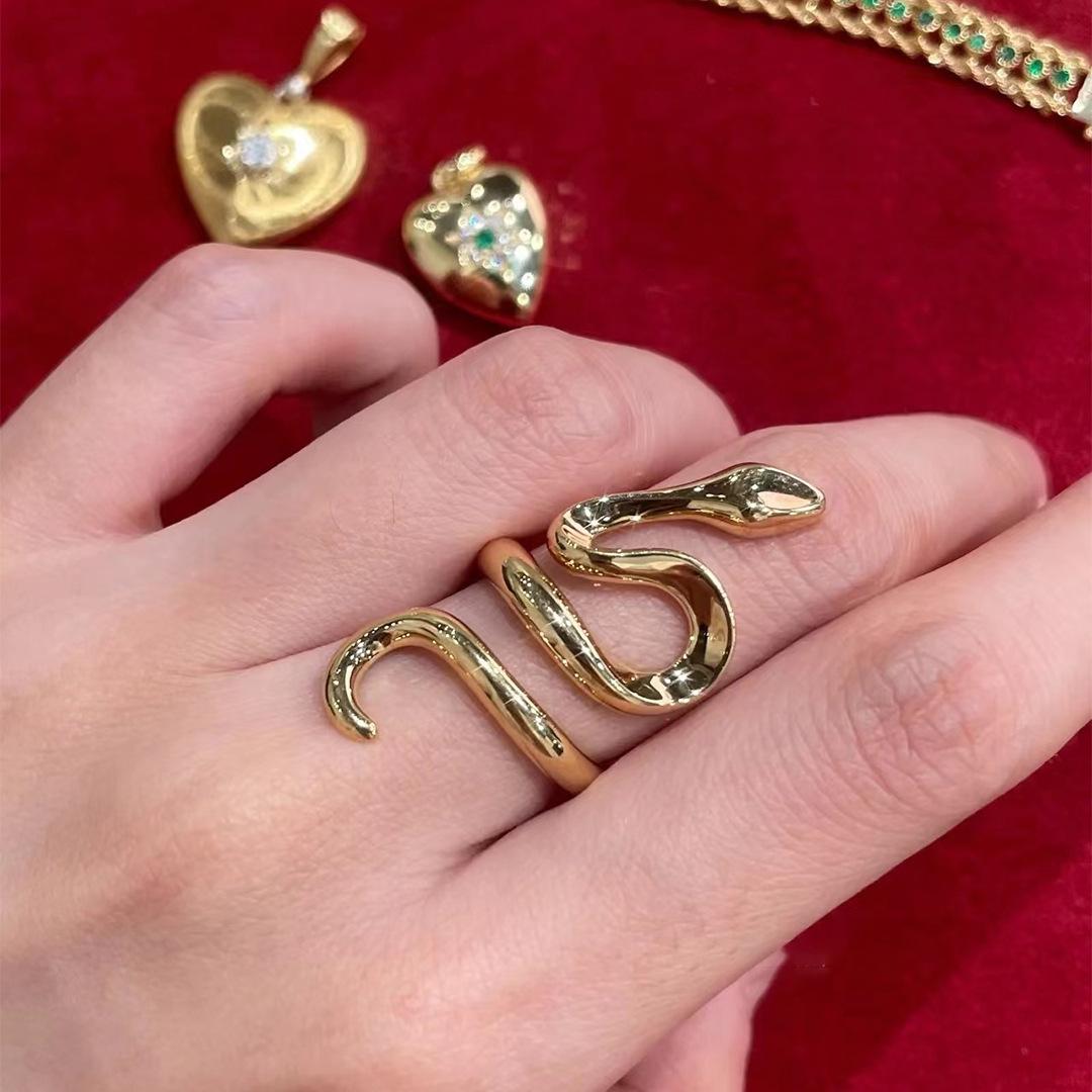 5b1f7e938e7d438bc1cf00e6b4db1a