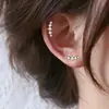 Unhas de Osso da Orelha Curvas Personalizadas Cravejadas com Diamantes Super Flash para Mulheres Parafusos de Fundo Plano Brincos de Novo Estilo Brincos de Fileira de Orelha Novo Estilo 2025