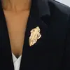Broche de Moda de Venta Caliente Transfronteriza con Pliegues Geométricos Irregulares Adecuado para el Uso Diario de Negocios de las Mujeres