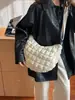Bolsa Transversal de Ombro Único Plissada Estilo Coreano Nuvem Bolha para Mulheres 2025 Novo Modelo, Bolsa Grande de Capacidade Preenchida com Penas Formato Meia-Lua