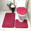 Juego de Tres Piezas de Terciopelo Coral para Inodoro Felpudo para Baño del Hogar Felpudo Antideslizante Entrada del Inodoro Felpudo de Piedra Pequeña tipo Guijarro