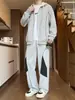 Nueva ropa de otoño para hombre: conjunto casual de dos piezas para hombre: sudadera con capucha de punto holgada de manga larga y pantalones deportivos rectos