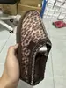 Botas de Neve 24 Femininas Tamanho de Exportação 43 Grande Forradas com Lã Pelo Quente Plataforma Sapatos de Algodão Sem Salto Botas de Algodão