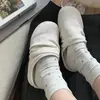 Mules Fechadas Elegantes com Design Plissado para Mulheres 2026 Confortáveis Sapatos Meio-Chinelos Antiderrapantes de Solado Grosso Primavera Novo Outdoor Estilo Birkenstock