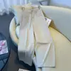 Calça jeans wide leg estilo通勤 para mulheres, nova coleção outono 2026, cintura alta, versátil, calça reta cropped para baixinhas