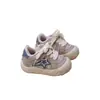 Colección Otoño 2026 Zapatos Casuales de Cuadros de Moda para Bebé Niña Tenis Suaves de Suela Suave para Exteriores para Niños de 1 a 3 Años