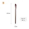 Venta al por mayor de fabricante de utensilios de madera estilo japonés hechos de madera de nanmu, cucharas de madera de loto de miel, cucharas mezcladoras para café, cucharas de madera creativas de mango largo