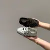 Tênis Mary Jane Infantil de Bolinhas Baixo 2026 Primavera/Verão Versão Coreana para Meninas Estudantes com Velcro Solado Macio Sapatos Pequenos de Couro
