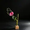 Empratamento de Banquete Rural Estilo Chinês com Flores e Plantas Artificiais, Decoração de Bandeja Artística para Hotel, Embelezamento Criativo de Pratos Frios e Sashimi com Flores Pequenas