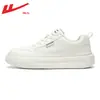 Tenis Negros Huili para Hombre 2026 Otoño/Invierno Nuevos Zapatos Casuales Suela Gruesa Estilo Británico Cuero Zapatos Resistentes al Agua para Hombre