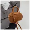 Bolso Retro de Nicho para Mujer 2025 Principios de Otoño Nueva Moda Bolso de Hombro Versátil Bolso Cruzado Simple Bolso de Bowling