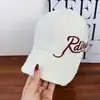 Gorra de Béisbol Nueva Modelo de Ala Dura Estilo Coreano con Bordado de Letra Lateral y Bordes Desgastados, Sombrero de Sol Moda Unisex Primavera y Verano para Circunferencia de Cabeza Grande