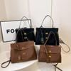 Bolsa de ombro única europeia e americana retrô textura fosca bolsa mensageiro grande capacidade lazer viajante all-match bolsa simples feminina cross-border