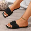 Comercio exterior transfronterizo 2026 verano nuevo estilo sandalias planas de moda francesa suela blanda versátiles para mujer sin cordones