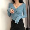Camiseta Base de Punto con Cuello en V para Mujer, Elegante y de Diseño Discreto, Tejido Ajustado de Cuello Bajo para Otoño e Invierno, Al por Mayor
