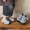 Zapatillas Deportivas Infantiles 2026 Primavera y Otoño Nuevo Modelo Transpirables de Malla para Niños Zapatos tipo Papá Moda Trendy para Niñas Zapatillas de Correr
