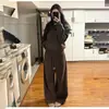 Sudadera con Capucha Deportiva Casual Color Café Marrón Pantalones Chaqueta Conjunto Completo para Mujer Nuevo Otoño Temprano Estilo Coreano 2026