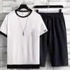 Terno esportivo casual de verão para homens de seda de gelo de manga curta T-shirt shorts um conjunto de moda masculina conjunto de duas peças