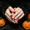 Comercio Exterior Venta Caliente 24 Piezas Arte de Uñas Halloween Rojo Degradado Francés Telaraña Murciélago Águila Gancho Uña Portátil Uña Al Por Mayor