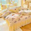Juego de Colcha de Terciopelo de Leche de Cuatro Piezas Funda de Edredón de Encaje de Invierno Felpa Gruesa de Doble Cara Coral Franela Ropa de Cama