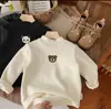 Camiseta base infantil outono e inverno nova veludo moda versátil top meninos e meninas moletom espesso manga longa roupa infantil
