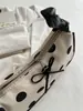 Bolso de Hombro de Lunares para Mujer 2026 Nuevo Bolso de Mano de Moda Simple Versátil para Viajes Diarios Bolso Cruzado con Diseño Único