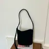 Bolso bandolera versátil de ante retro transfronterizo, moderno y minimalista, perfecto para ir al trabajo, un bolso tipo cubo de moda que se puede llevar en la mano o debajo del brazo