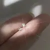 Joia de prata Beixi prata pura s925 tarracha para cartilagem da orelha feminina simples pequena requintada pequeno diamante colorido furo da orelha versátil decoração ins