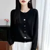 Otoño 2026 Nuevo Suéter de Punto para Mujer Cardigan de Cuello Redondo Cardigan con Botones de Concha Estilo Coreano Fábrica de Comercio Exterior Venta al por Mayor