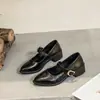Sapatos Mary Jane de salto grosso e bico fino, sapatos pequenos de couro elegantes, mocassins versáteis para o trabalho, novos lançamentos de verão 2026, sapatos de corte baixo