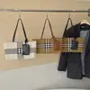 Bolsa Tote de Gran Capacidad Nueva Otoño 2026 Casual Versátil Correa de Hombro Única Rayada Moda Temperamento Generoso Bolsa Tote para el Trabajo