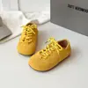 Zapatos Birkenstock para niños, nueva colección otoño 2026, zapatos de cuero para niñas, diseño retro estilo coreano, zapatos individuales para niños, zapatos casuales de suela blanda