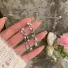 Brincos de Franja em Zircônia em Forma de Coração Cravejados de Diamantes para Mulheres, Brincos de Nicho de Luxo Leve de Alta Qualidade, Brincos Populares Exquisitos Estilo Coreano