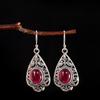 Plata Humana Plata Tailandesa Aretes Antiguos Plata S925 Joyería Aretes de Corindón Rojo para Mujer Aretes Retro Huecos en Forma de Gota de Agua