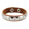 Pulseira Clássica Quadrada com Rebites de Venda Quente Transfronteiriça Personalidade Punk Couro PU Aço Inoxidável Fivela de Pressão Pulseira Pulseira