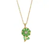 Collar de Acero de Titanio para Mujer, Collar Giratorio de Circonita Microincrustada en Cobre, Diseño de Nicho con Acabado de Alta Gama, Accesorios de Colgante de Flor al por Mayor