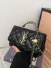 Bolsa de Corrente Acolchoada Estilo Chanel 2026 para Mulheres, Bolsa Transversal Versátil de Alta Qualidade, Bolsa Quadrada Pequena Fashion e Simples para o Dia a Dia