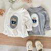 Roupa Infantil Camiseta de Manga Longa Algodão Puro Fina Roupas de Outono Infantis Top de Bebê Camiseta Básica de Primavera e Outono para Bebê Roupa Infantil Pequena e Média
