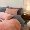 Diferente finura~Grado A para madre y bebé terciopelo de bebé cálido juego de cuatro piezas franela cifrada color liso doble color