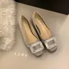 Zapatos slip-on para mujer con hebilla cuadrada estilo francés y pedrería, nuevos zapatos de ante para commuting con punta cuadrada y plataforma, primavera y otoño 2026